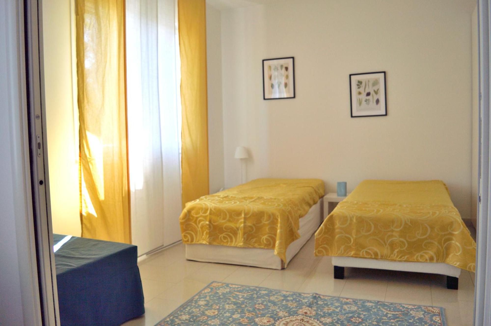 Aida Apartment Padova Bagian luar foto